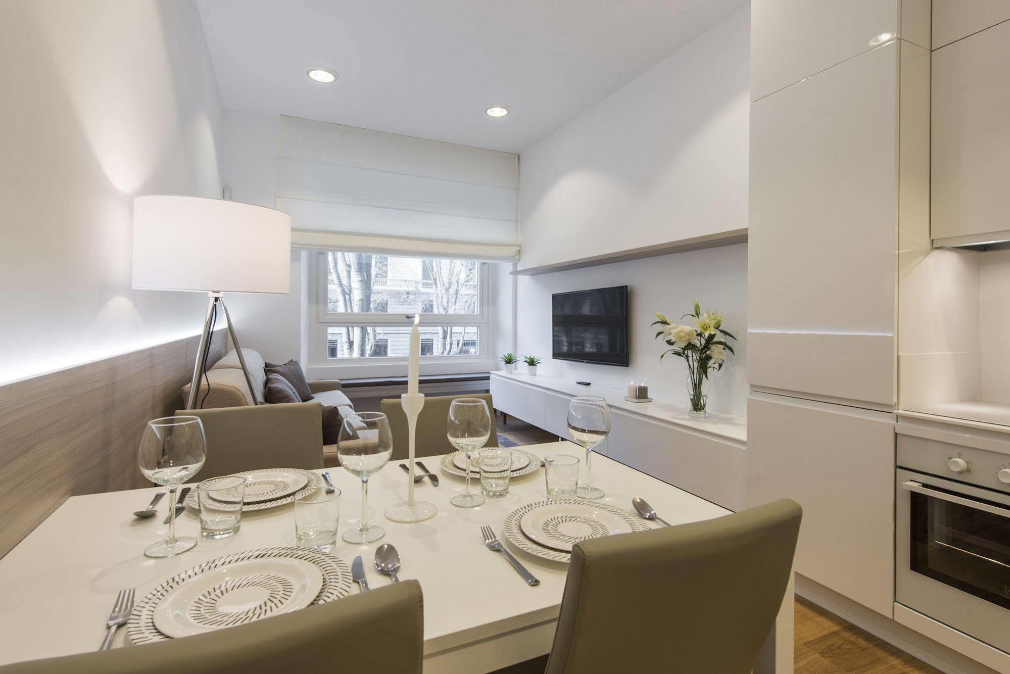 Milan Royal Suites Exteriör bild