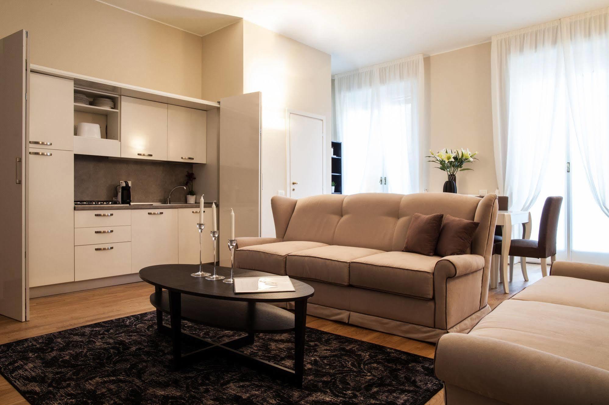 Milan Royal Suites Exteriör bild