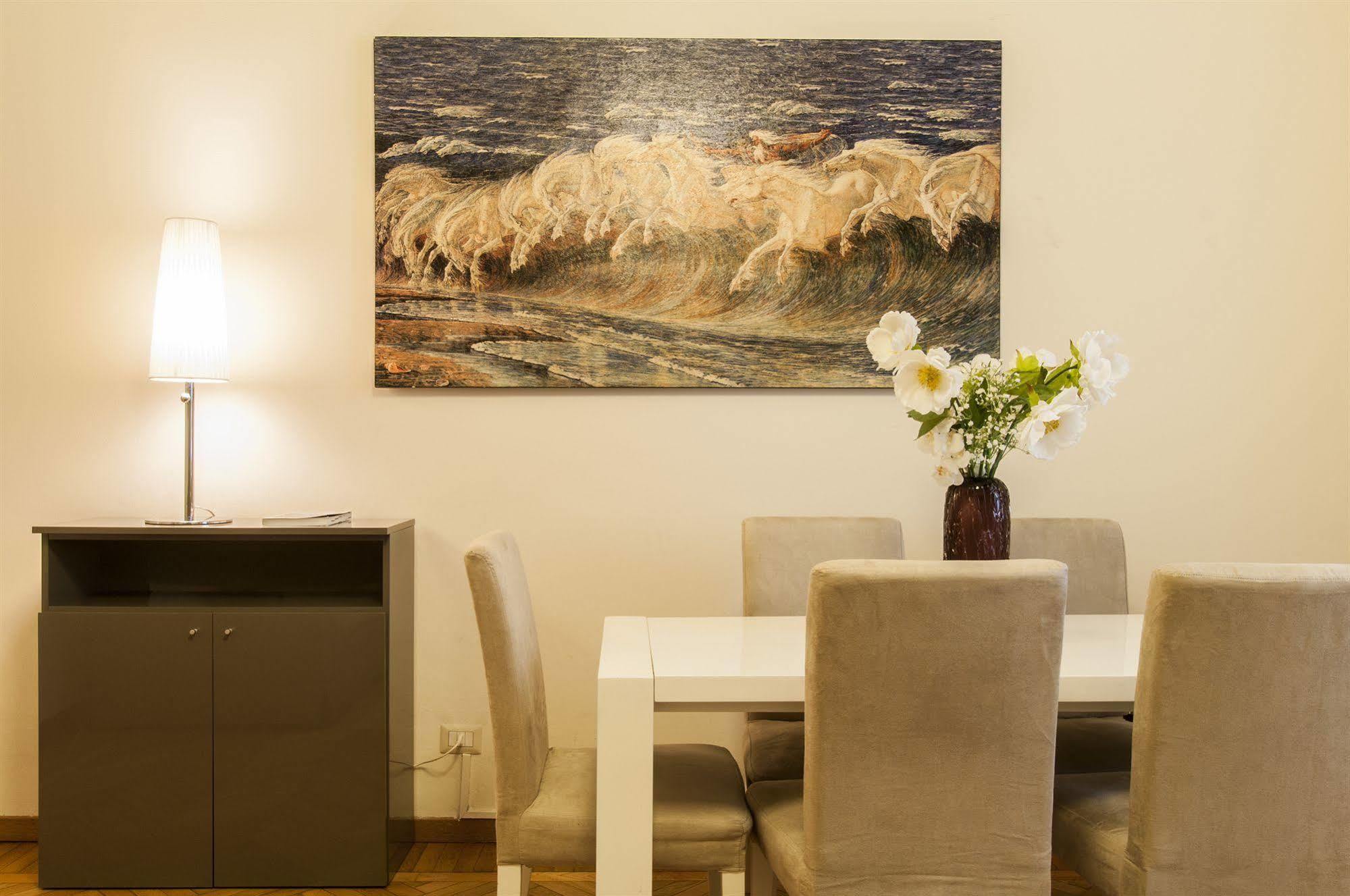 Milan Royal Suites Exteriör bild